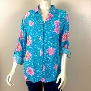 New Velvet Heart Floral button down with long sleeves ladies size large rayon